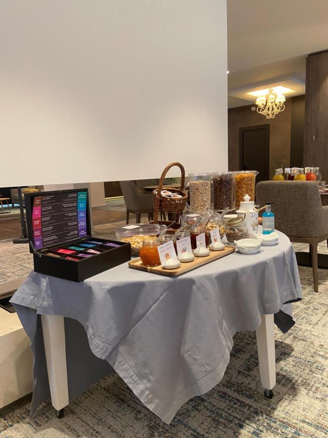 Nouvel Hotel Du Commerce Castellane Eksteriør billede
