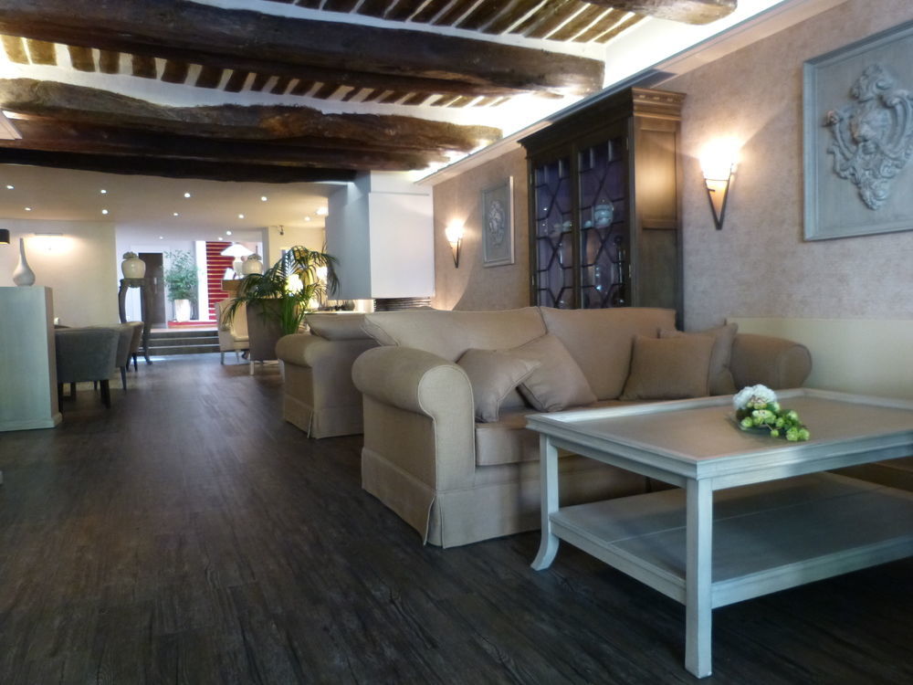 Nouvel Hotel Du Commerce Castellane Eksteriør billede