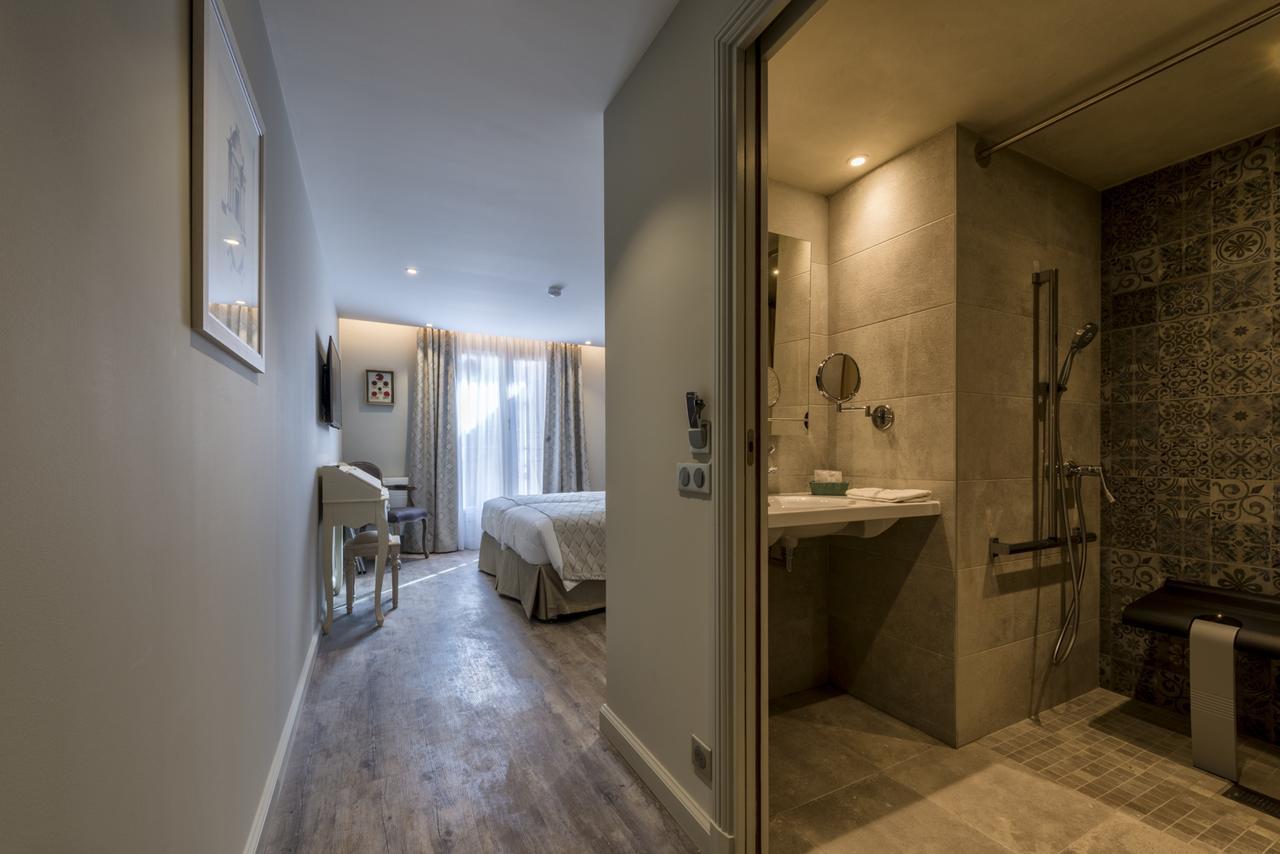 Nouvel Hotel Du Commerce Castellane Eksteriør billede