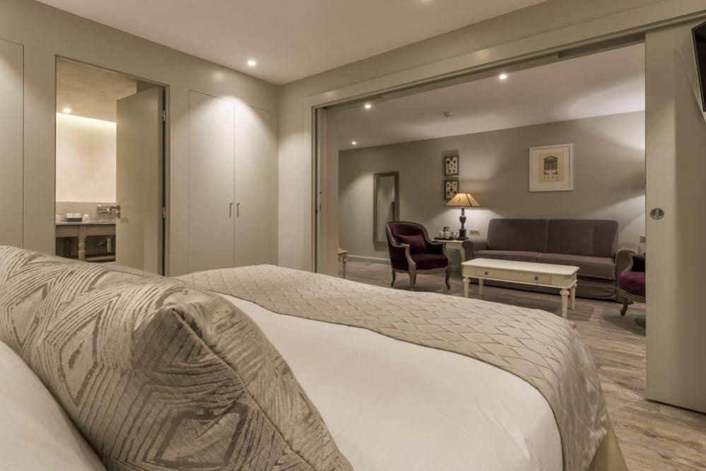Nouvel Hotel Du Commerce Castellane Eksteriør billede